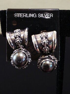 Vintage Sterling Silver 925 Black Pearl Etruscan Revival Stud Pierced Earrings